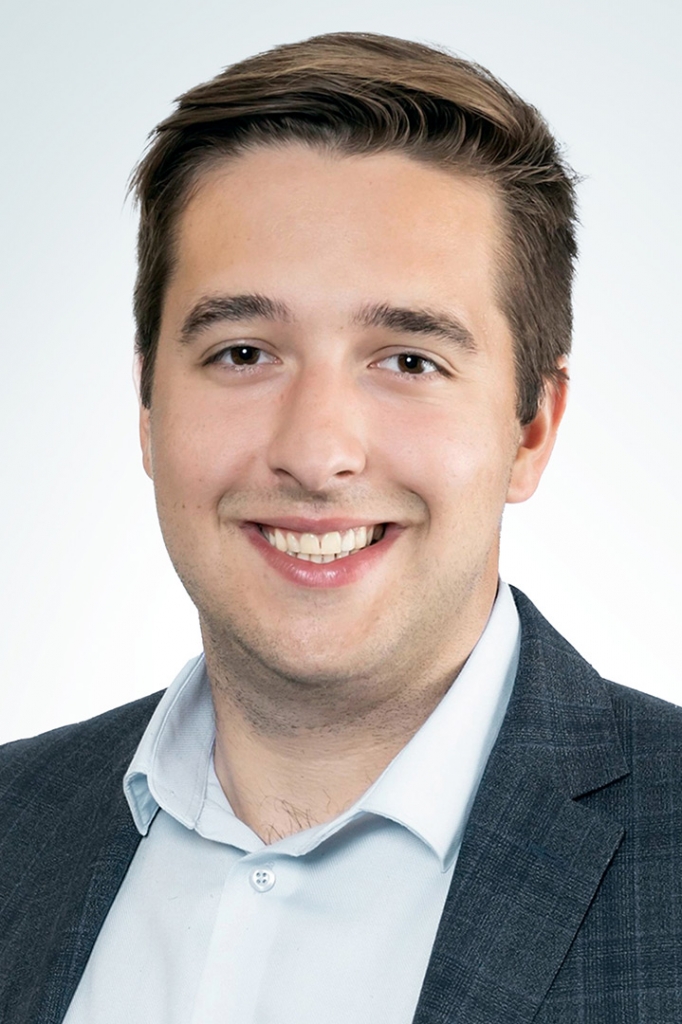 Guillaume Goessens Cropped 682x1024 - Guillaume Goessens