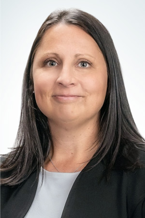 Roxanne MLauzon Cropped Optimized - Roxanne Malo-Lauzon